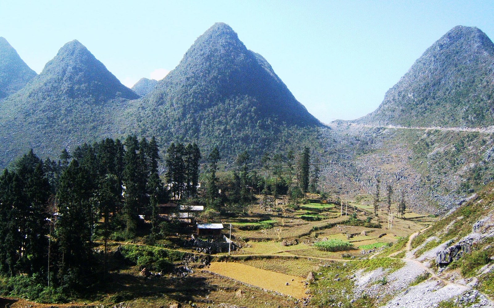 Tu San Canyon & Nho Que River from Ma Pi Leng Pass