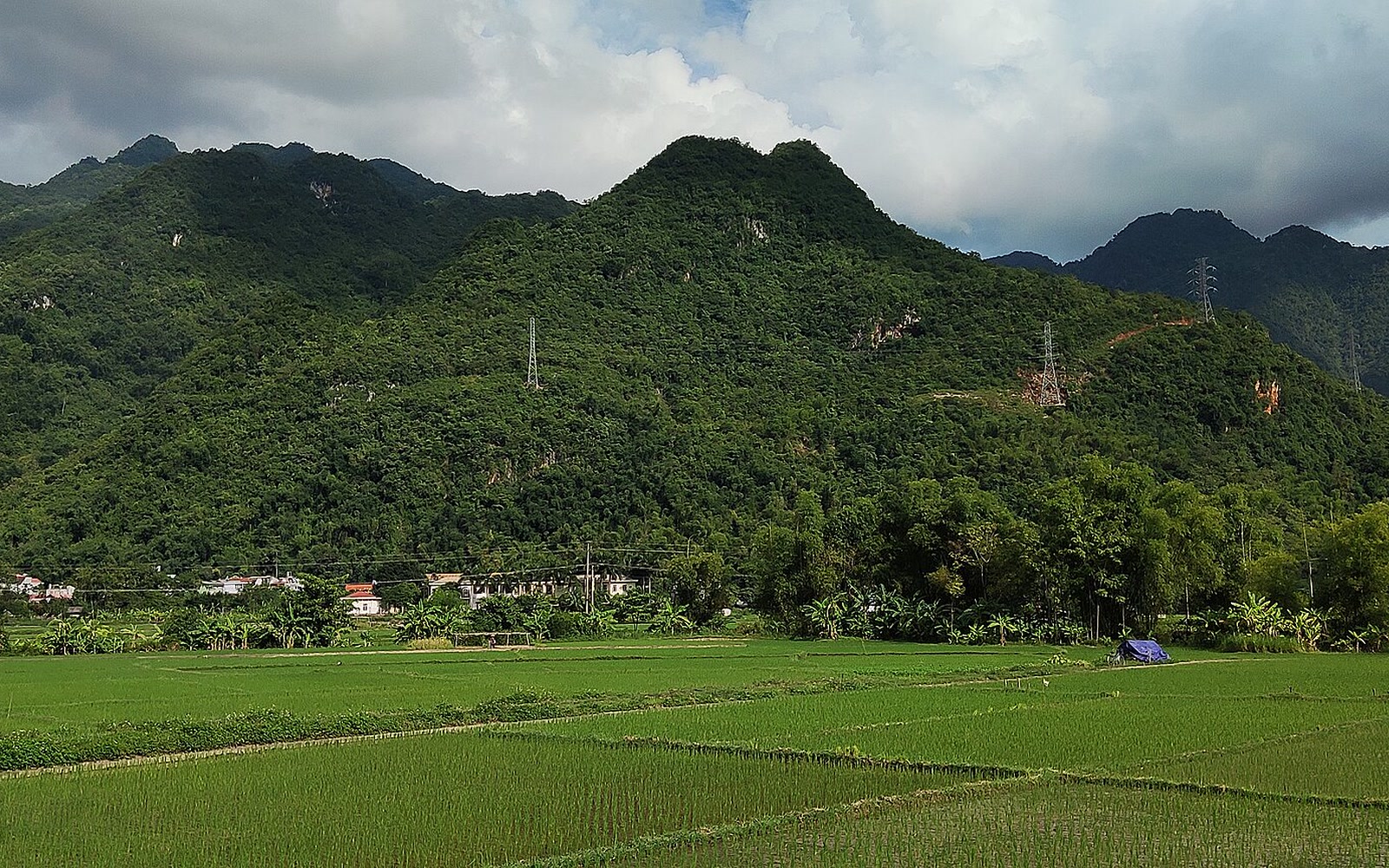 Mai Chau — Idyllic Highland Valley
